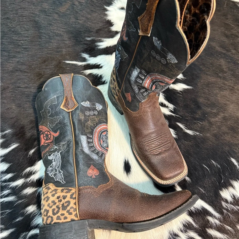 Brown and Black Western Cowboy Boots - Picture 1 of 4